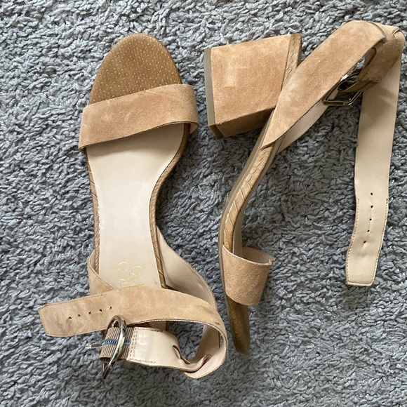 FRANCO SARTO NUDE SANDAL - Picture 1 of 4